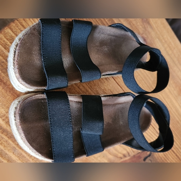 Pierre Duma Sandals - Picture 5 of 6